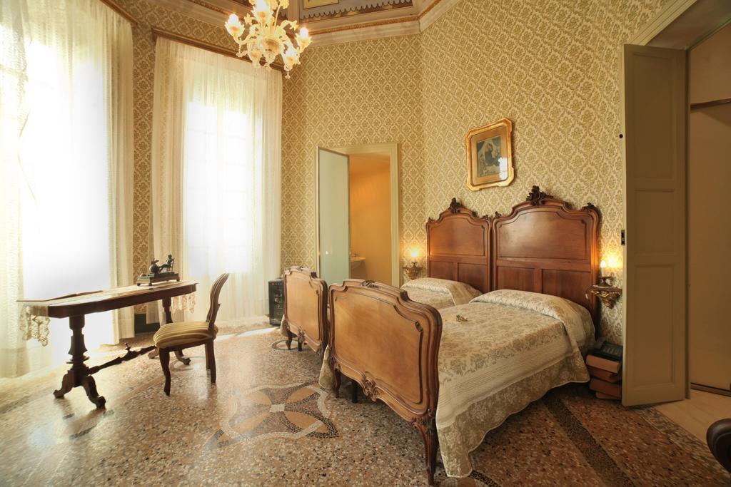 Residenza D'Epoca Regina D'Arborea Oristano Ruang foto